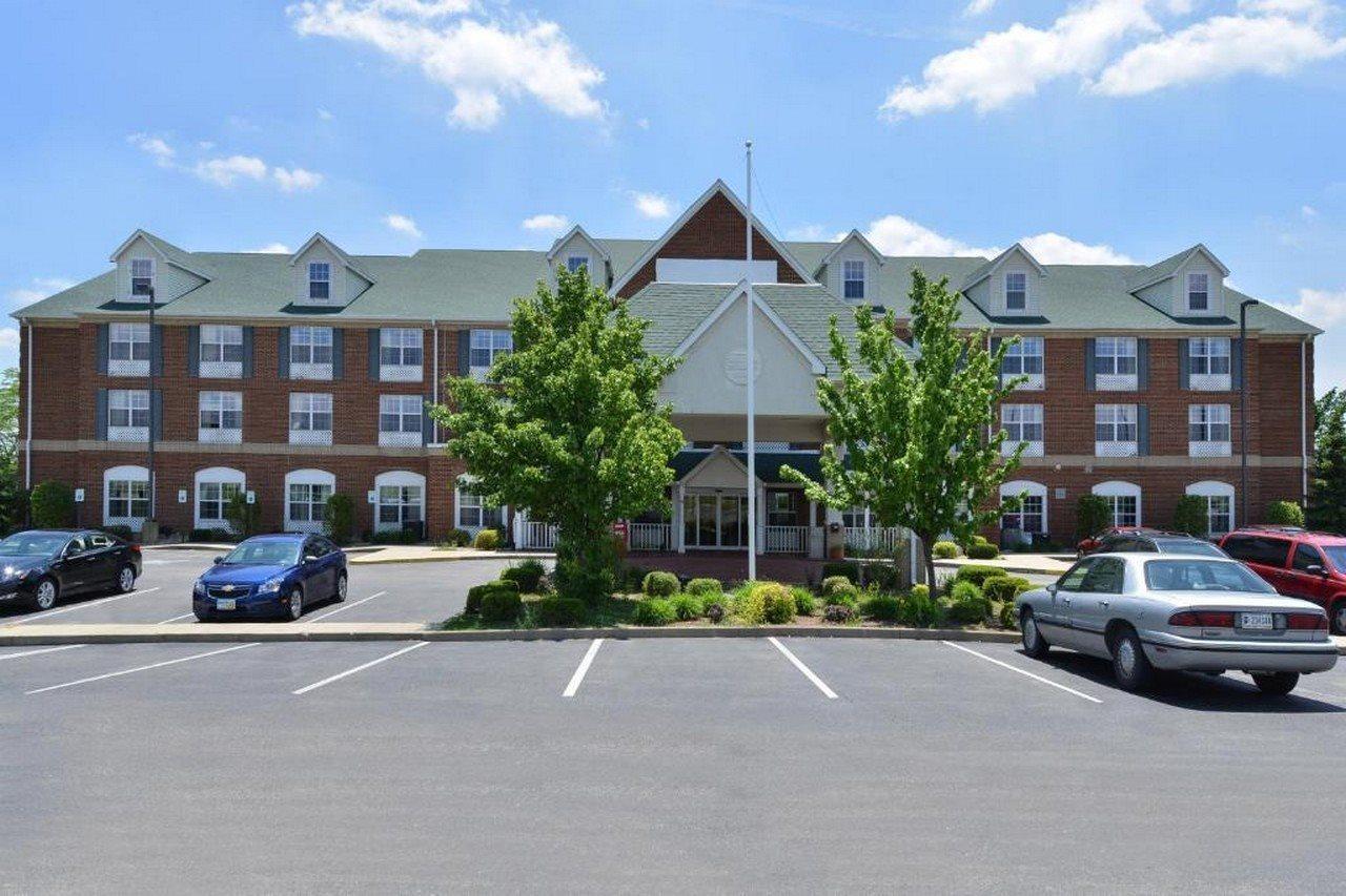 Blisspoint Inn & Suites Marion Extérieur photo