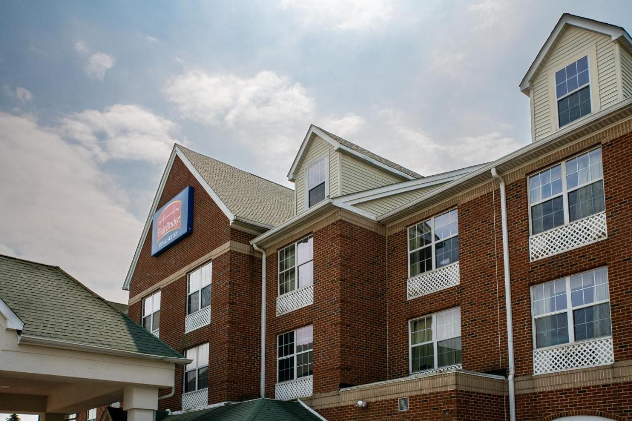 Blisspoint Inn & Suites Marion Extérieur photo