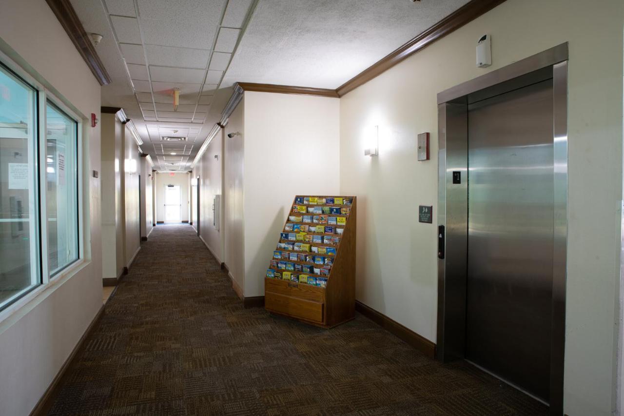 Blisspoint Inn & Suites Marion Extérieur photo
