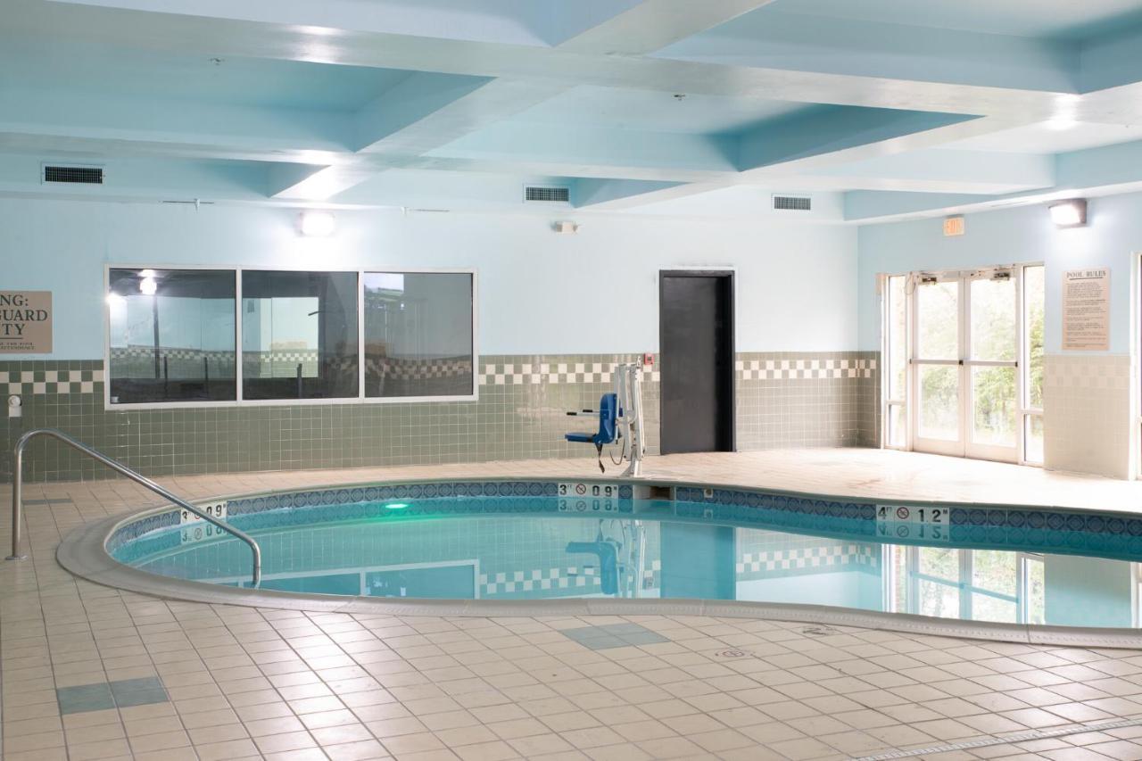 Blisspoint Inn & Suites Marion Extérieur photo