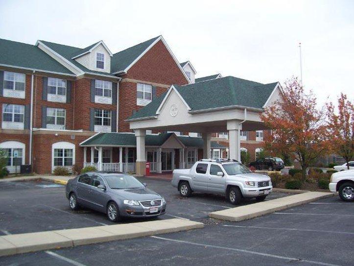 Blisspoint Inn & Suites Marion Extérieur photo